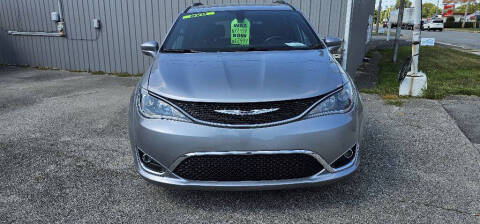 2020 Chrysler Pacifica Touring L