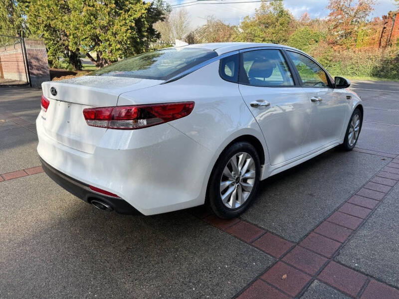 2016 Kia Optima LX