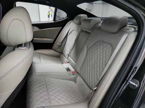2022 Genesis G70