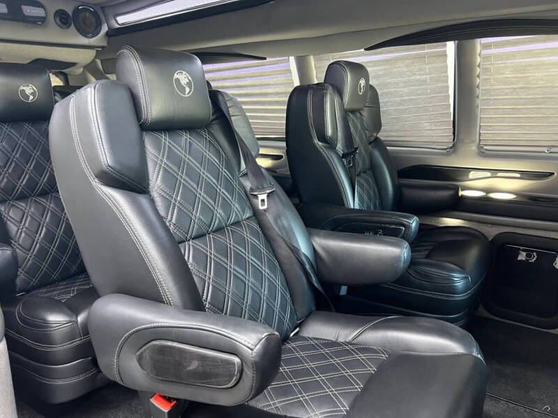 2021 Chevrolet Express LS 3500