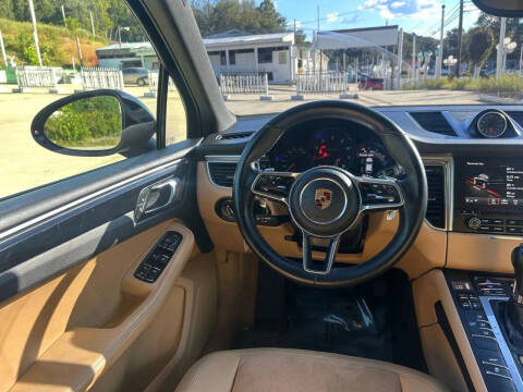 2018 Porsche Macan