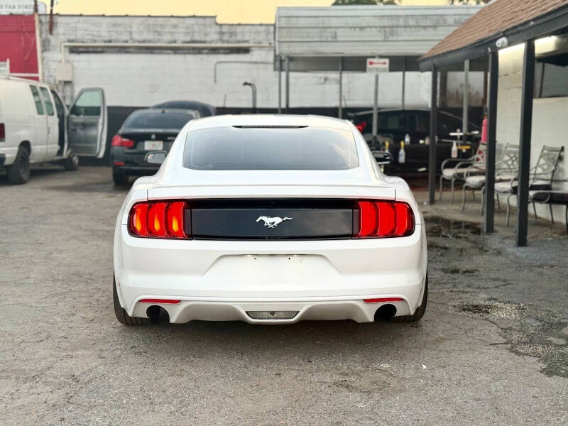 2017 Ford Mustang EcoBoost Premium