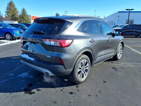 2020 Ford Escape SEL