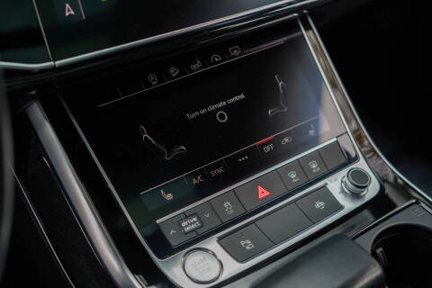 2019 Audi Q8 quattro Premium 55 TFSI