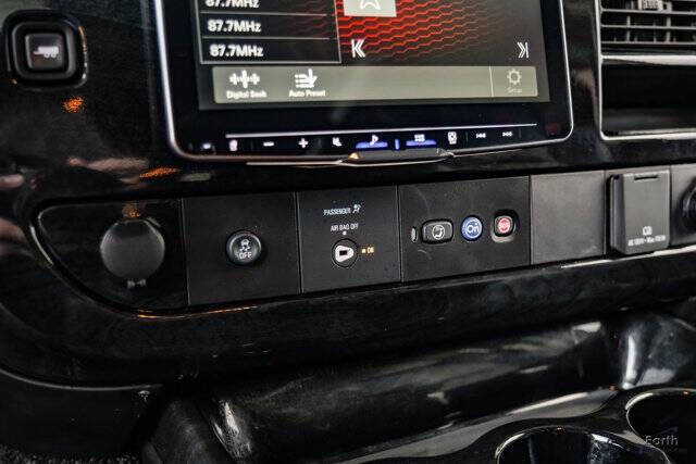 2023 Chevrolet Express 2500