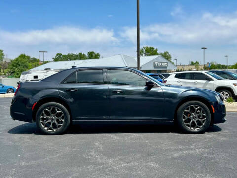 2017 Chrysler 300