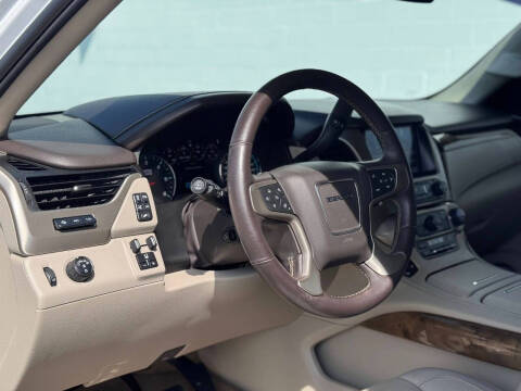 2017 GMC Yukon Denali