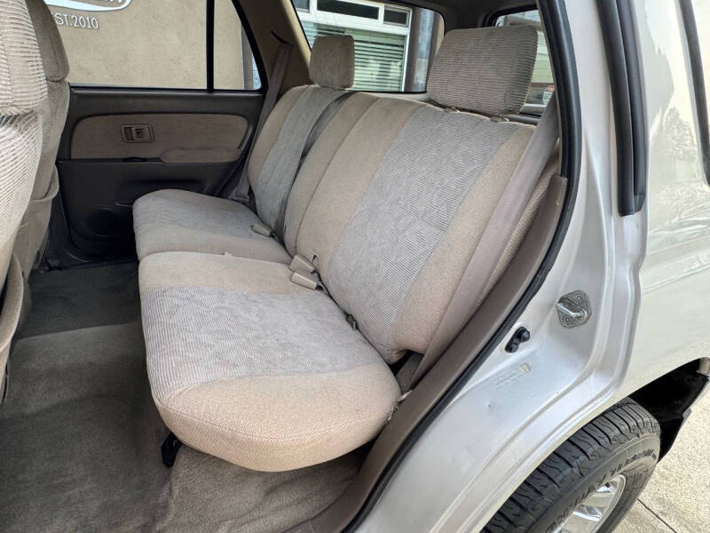 1999 Toyota 4Runner SR5