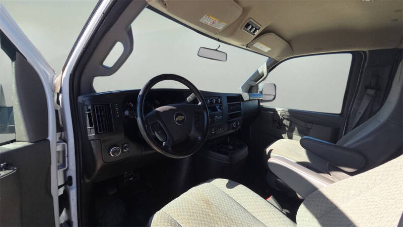 2023 Chevrolet Express LS 3500