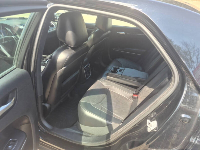 2014 Chrysler 300 C