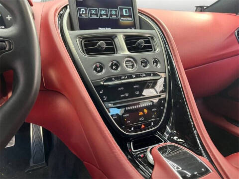 2020 Aston Martin DB11 AMR