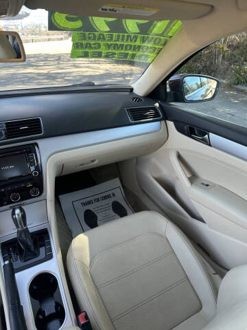 2013 Volkswagen Passat