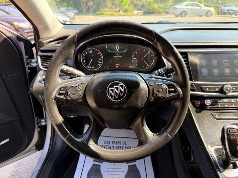 2017 Buick LaCrosse Essence
