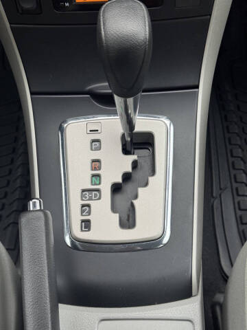 2010 Toyota Corolla LE