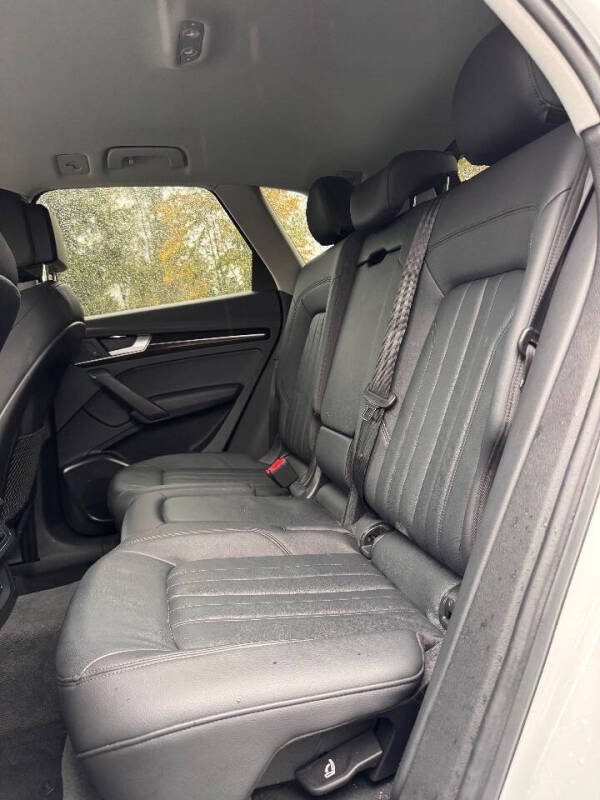 2019 Audi Q5 quattro Premium 45 TFSI