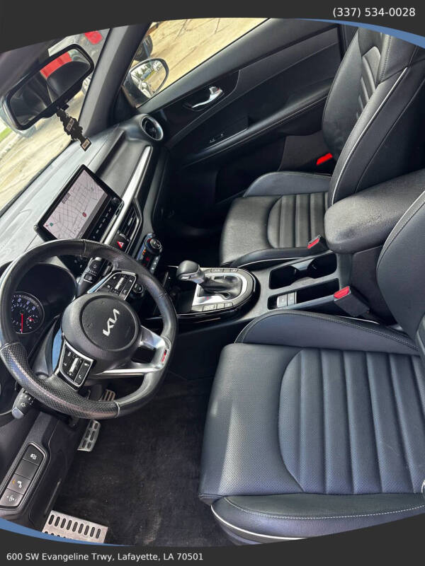 2022 Kia Forte GT Line