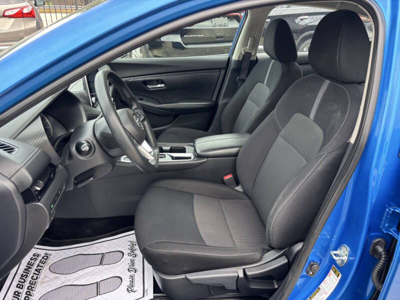 2023 Nissan Sentra SV