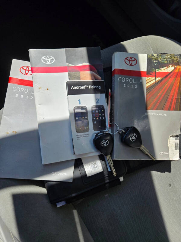 2012 Toyota Corolla LE