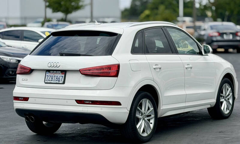 2017 Audi Q3 2.0T Premium