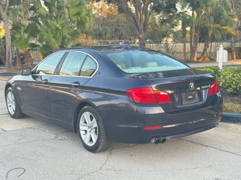 2012 BMW 5 Series 528i
