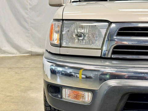 2000 Toyota 4Runner SR5