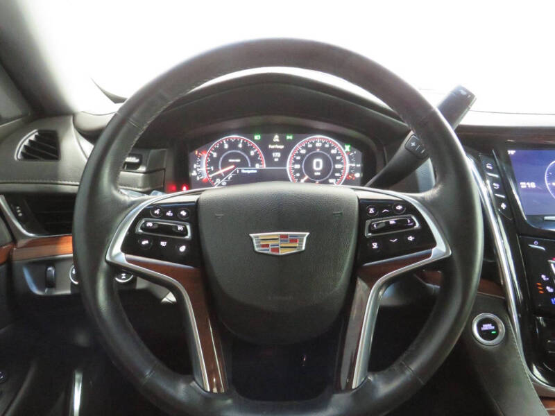 2015 Cadillac Escalade Luxury