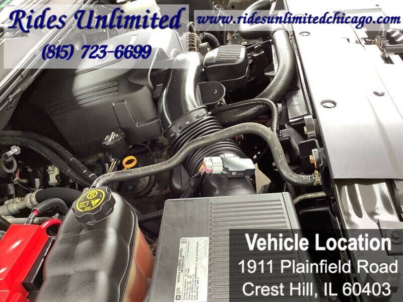 2013 Chevrolet Avalanche LS Black Diamond