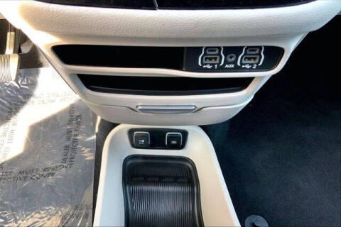 2021 Chrysler Pacifica Hybrid Touring L