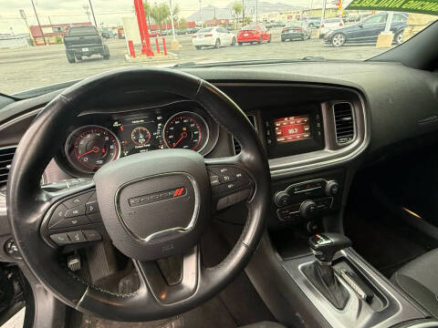 2016 Dodge Charger SE