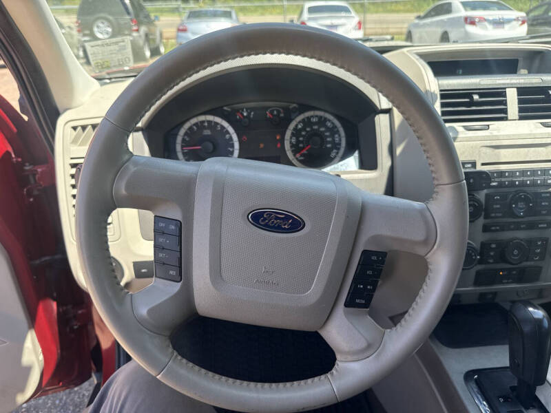 2011 Ford Escape XLT