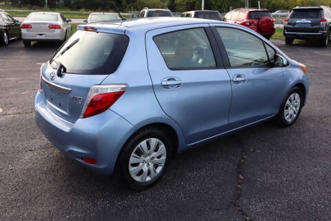 2014 Toyota Yaris 5-Door LE