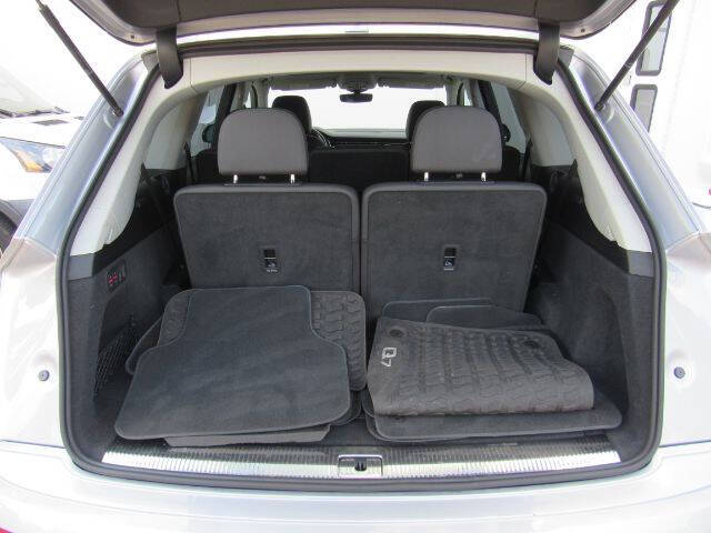 2022 Audi Q7 quattro Premium 55 TFSI