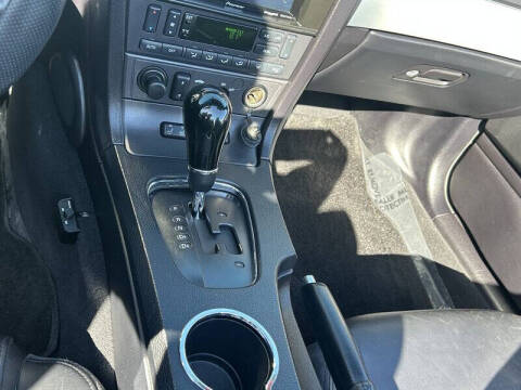 2003 Ford Thunderbird