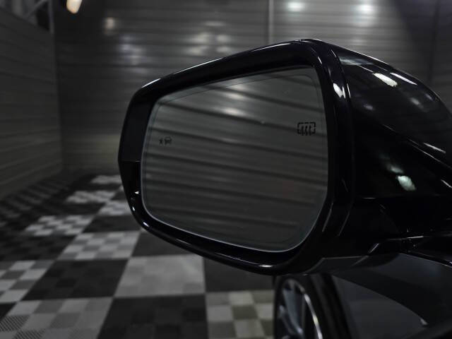 2024 Cadillac LYRIQ Sport 1