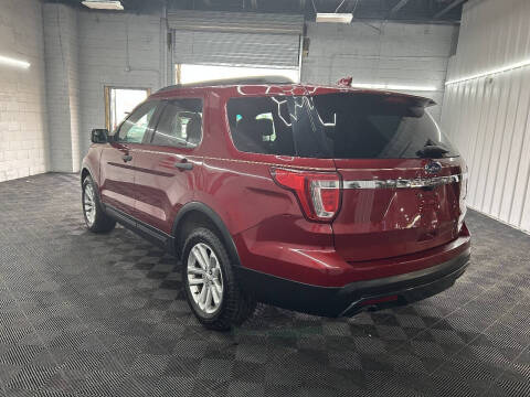 2016 Ford Explorer