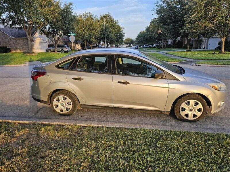 2012 Ford Focus S