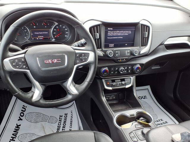 2023 GMC Terrain SLT