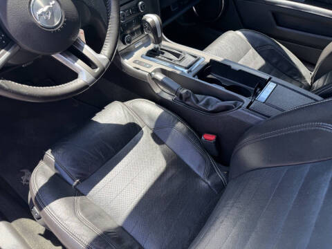 2014 Ford Mustang V6 Premium