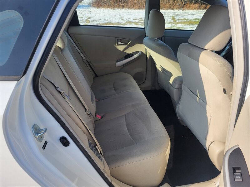 2012 Toyota Prius Two