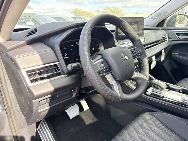 2026 Mitsubishi Outlander SEL