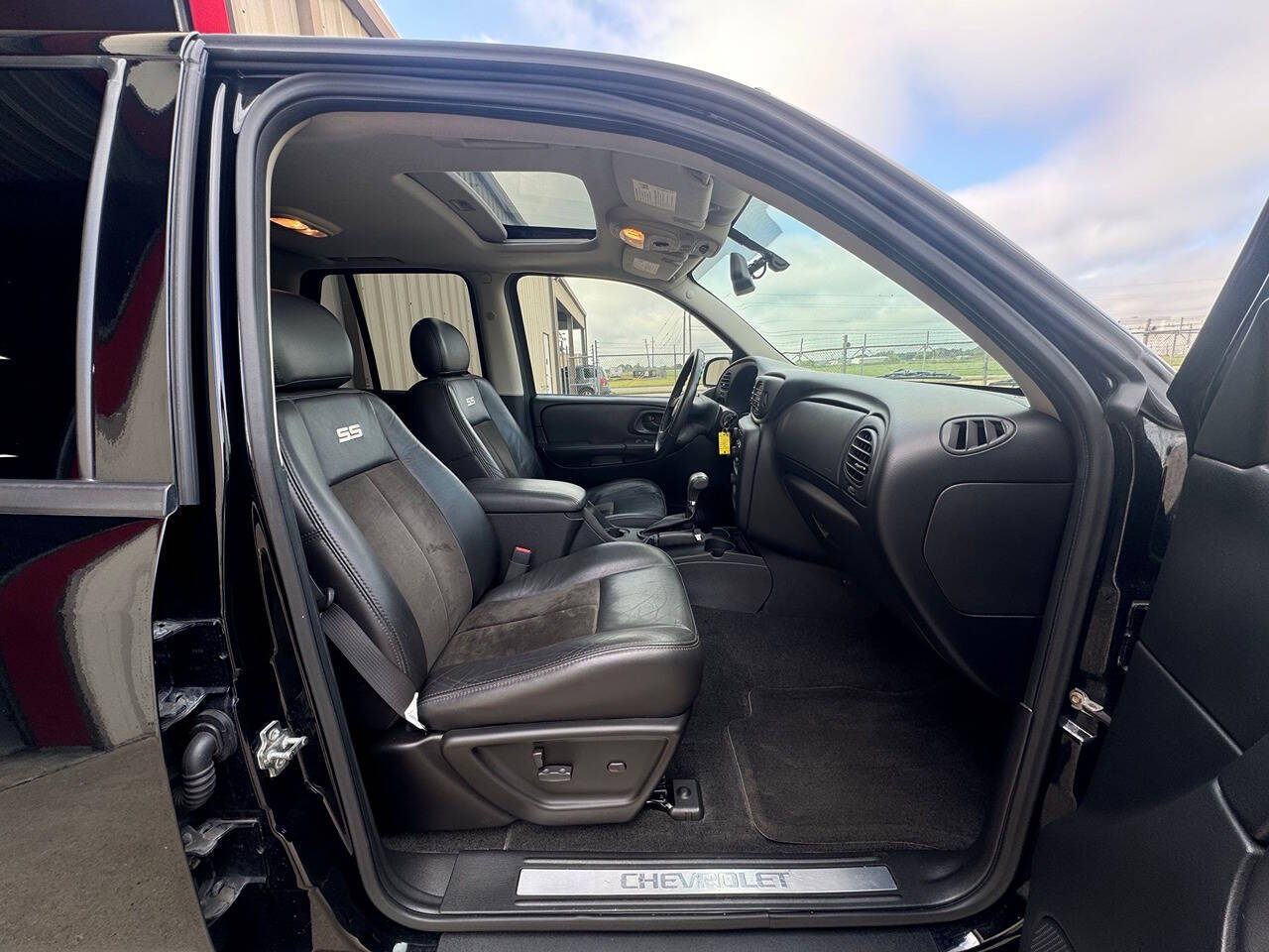 2008 Chevrolet TrailBlazer for sale at Carnival Car Company in Victoria, TX