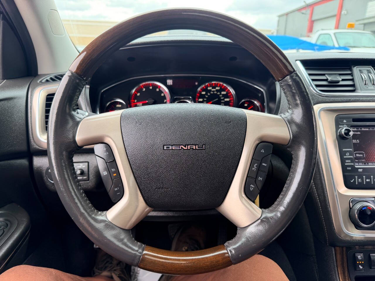 GMCAcadia37