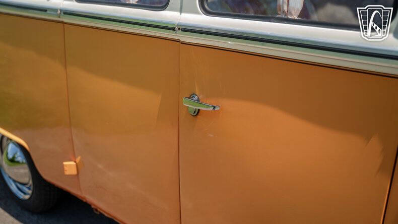 1975 Volkswagen Bus