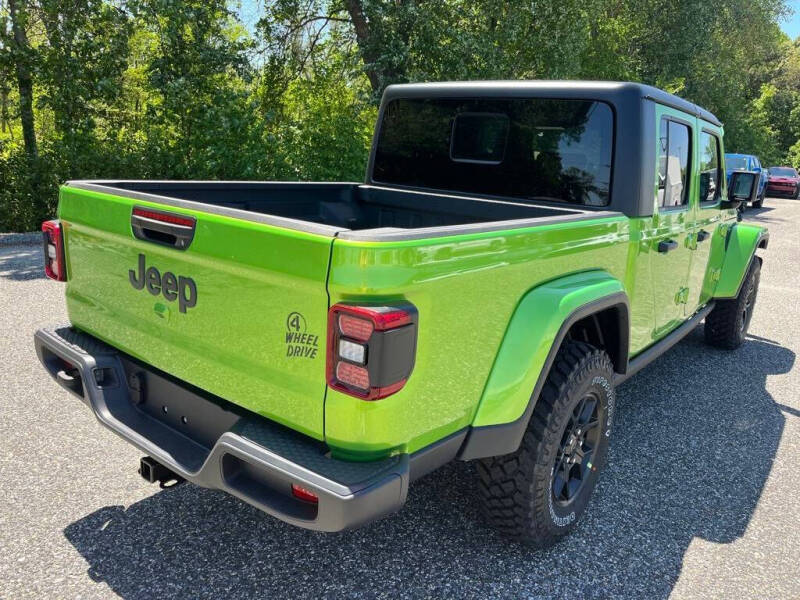 2025 Jeep Gladiator Willys
