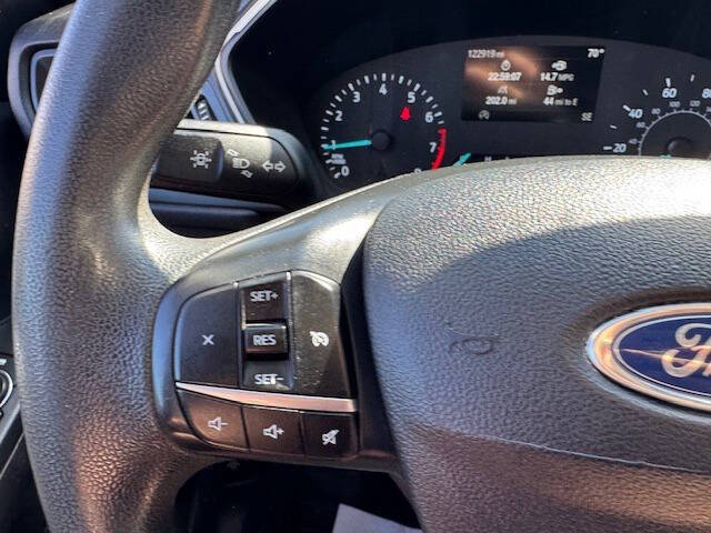 2021 Ford Escape SE