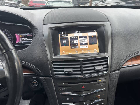 2019 Lincoln MKT Reserve