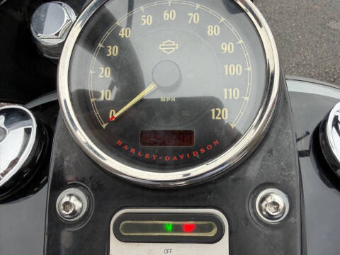 2017 Harley-Davidson FXDF-103 DYNA