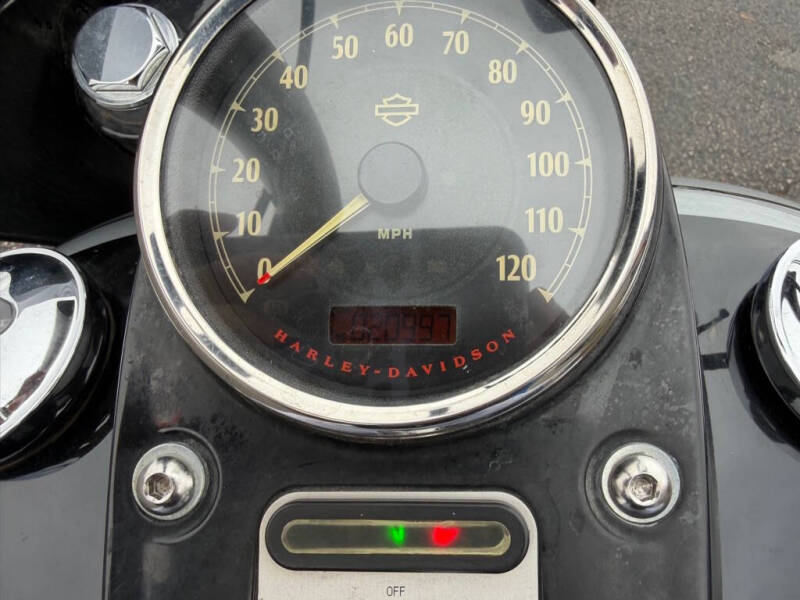 2017 Harley-Davidson FXDF-103 DYNA