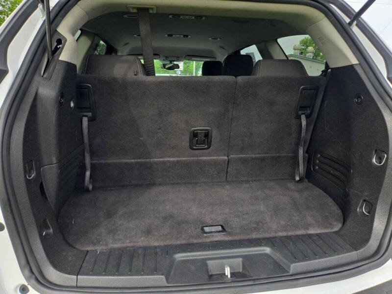 2017 Chevrolet Traverse LT