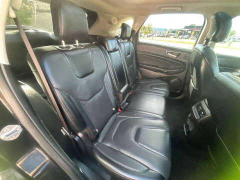 2019 Ford Edge Titanium